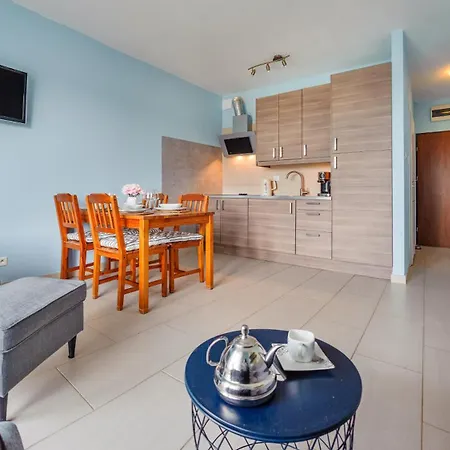 Apartamenty Sun & Snow Lisi Jar - Sezonowy Basen, Blisko Plazy, Sauna Jastrzebia Gora Exterior photo