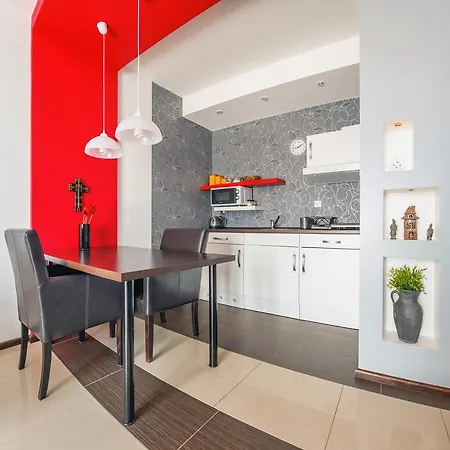 Apartamenty Sun & Snow Lisi Jar - Sezonowy Basen, Blisko Plazy, Sauna Jastrzebia Gora Exterior photo
