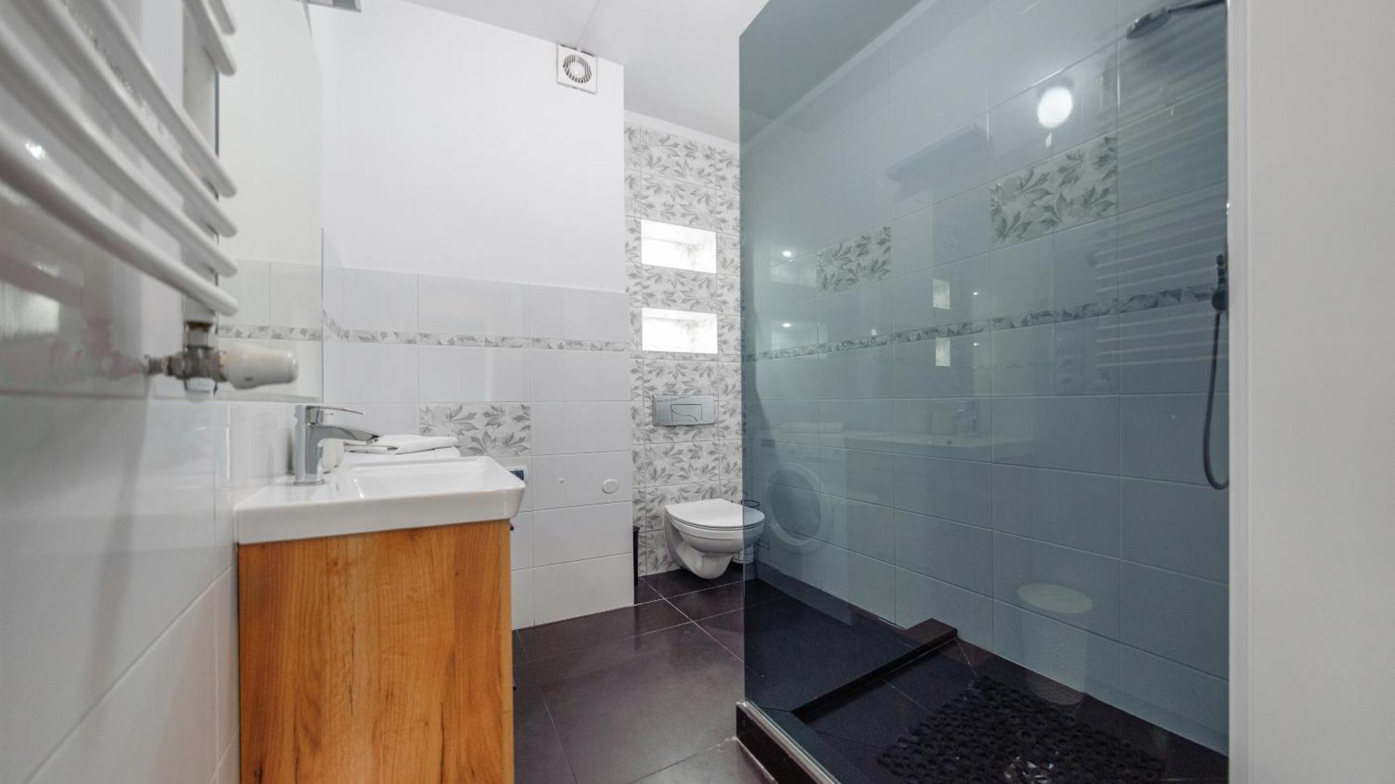 Sun & Snow Lisi Jar - Sezonowy Basen, Blisko Plazy, Sauna Appartamento *