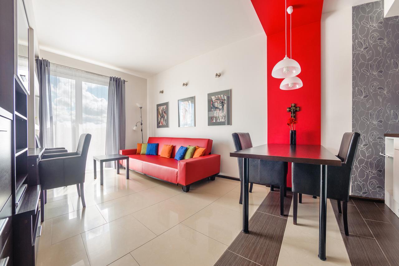 Apartment Sun & Snow Lisi Jar - Sezonowy Basen, Blisko Plazy, Sauna