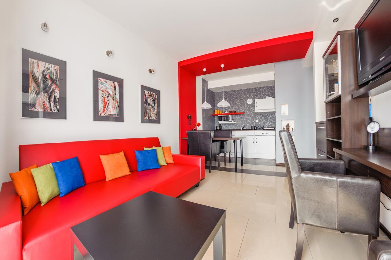 Apartment Sun & Snow Lisi Jar - Sezonowy Basen, Blisko Plazy, Sauna *